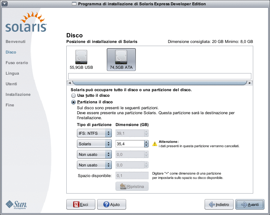 Questa finestra consente di selezionare il disco su cui verrà installato Solaris. In questo esempio, l'utente sceglie di eseguire il partizionamento del disco.