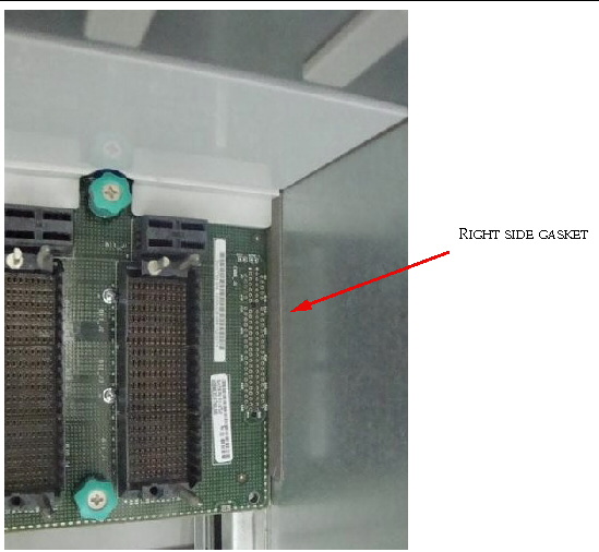 Position of gasket to the right of the chassis