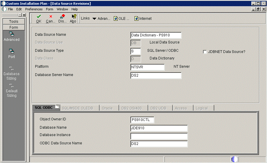 Surrounding text describes data_source_ddict_sql_cus.gif.