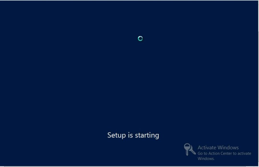 image:「セットアップを始めています」画面。