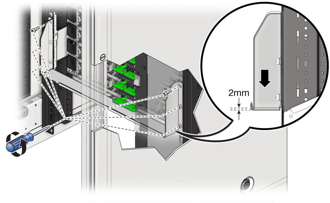 image:背面側の固定部品を下げる方法を示す図。
