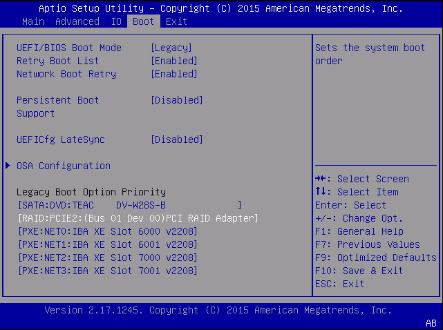 image:レガシーブート優先順位リストおよび RAID PCI アダプタが選択された状態の Boot メニューを示すスクリーンショット。