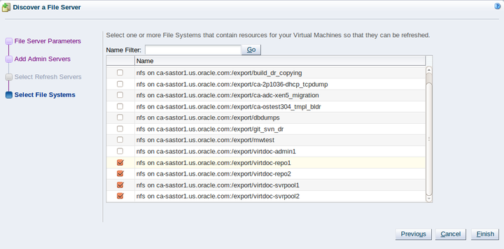 この図は、「Discover a File Server」ウィザードの「Select File Systems」ステップを示しています。
