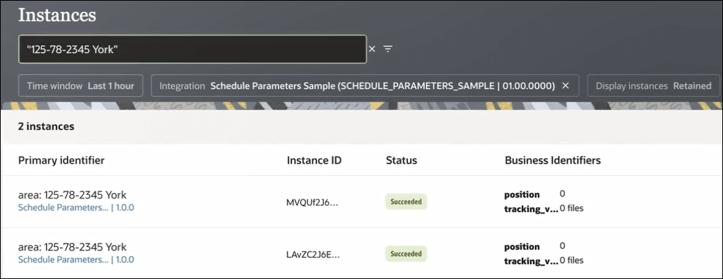「インスタンス」ページには、上部に検索フィールドとフィルタ・アイコンが表示されます。 現在設定されているフィルタは、検索フィールドの下に表示されます。 この下には、プライマリ識別子、インスタンスID、ステータスおよびビジネス識別子の列を持つインスタンスの表があります。 