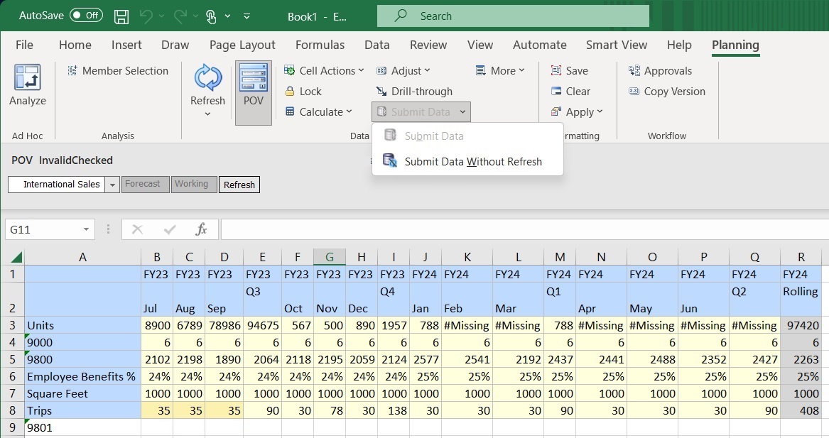 B8、C8およびD8のダーティ・セル、およびフォームの最後の行の下に追加されたメンバーを示すフレックス・フォーム。
