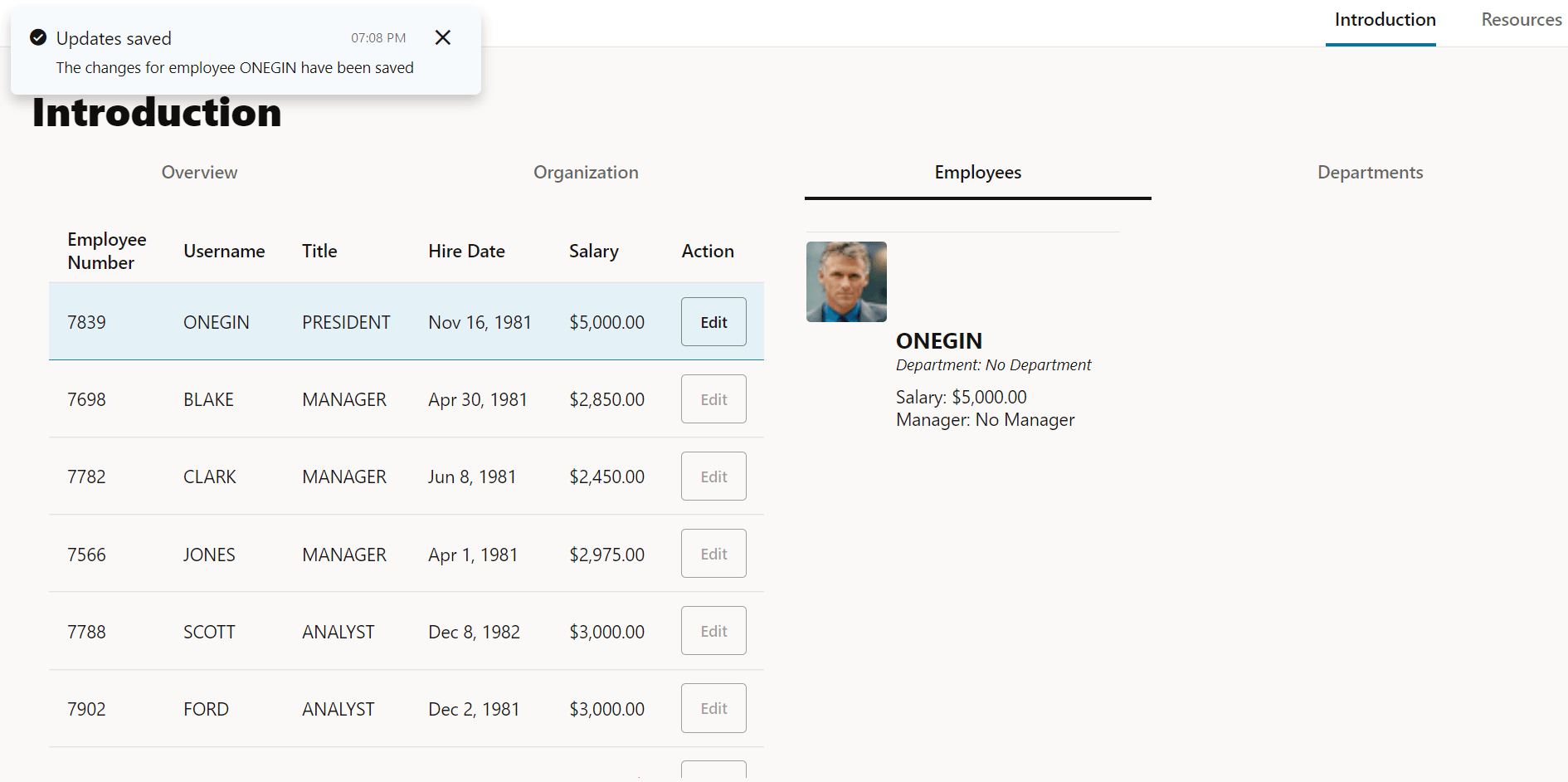 Seite "Mitarbeiter" mit Bestätigungsmeldungsfeld Seite "Mitarbeiter" mit Bestätigungsmeldungsfeld