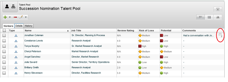 The image shows the Comment column on the Talent Pool and the actionable indicator that displays the number of comments associated to each member.