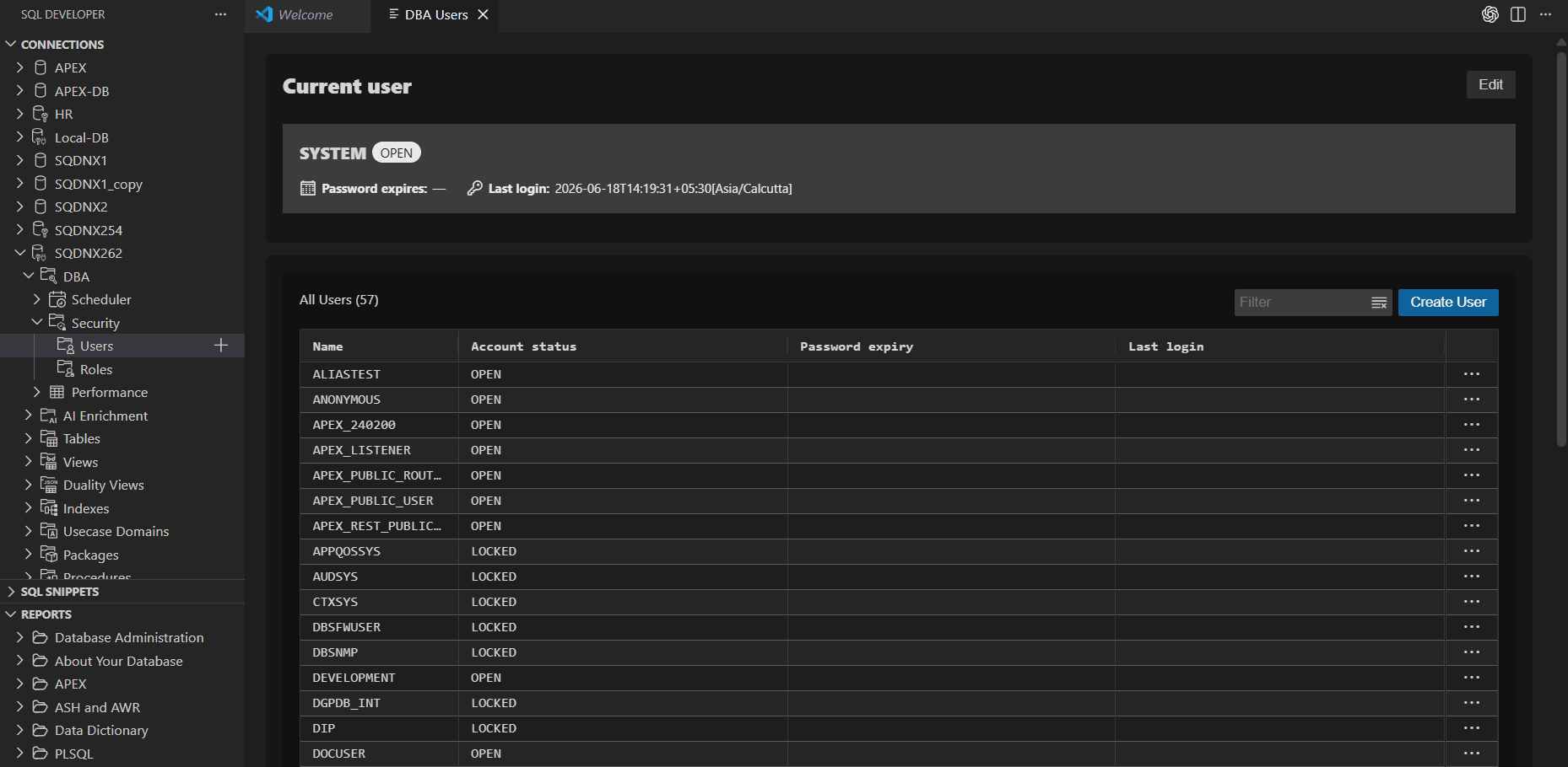 Description of dba_users_dashboard.png follows