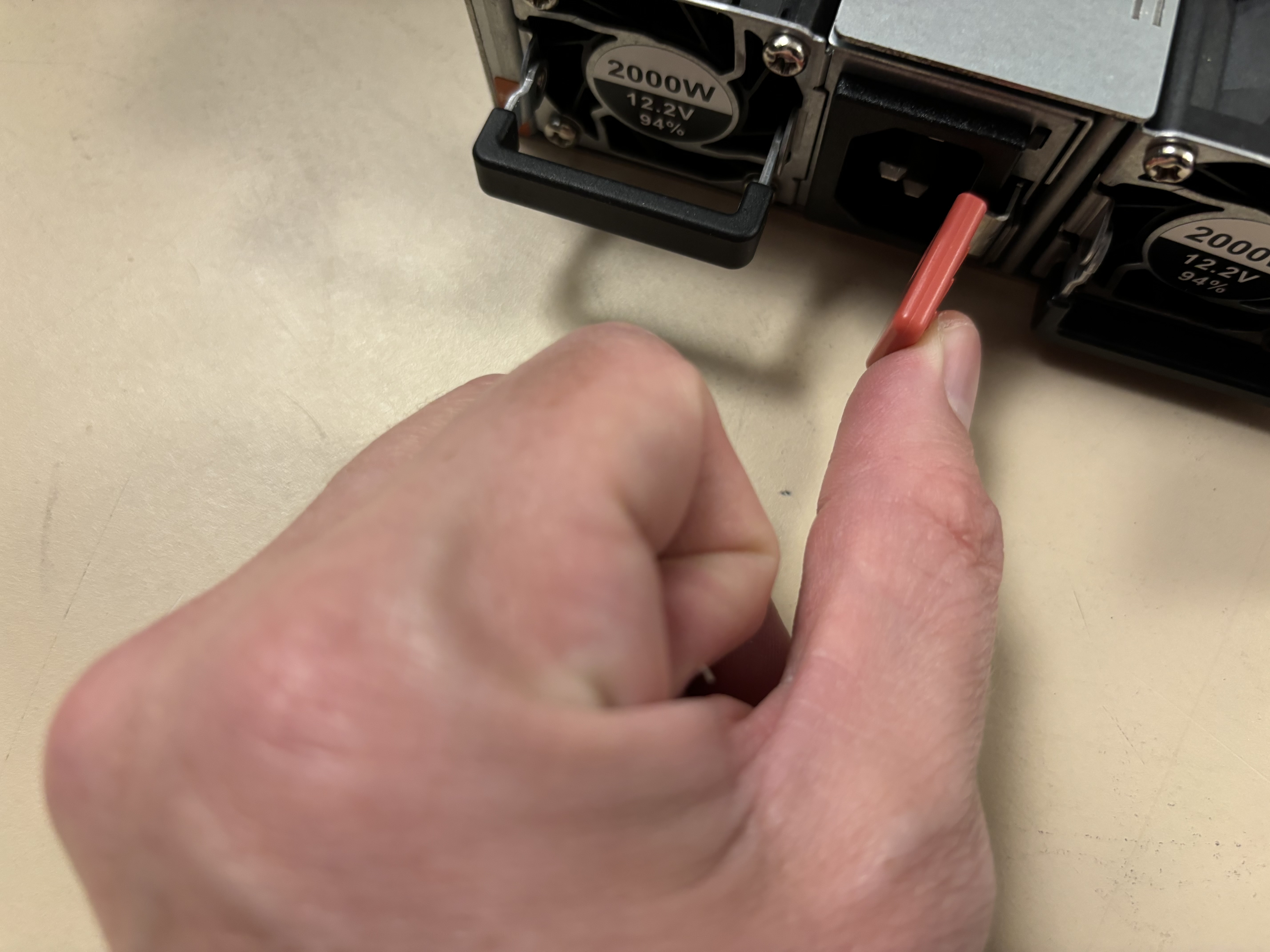 This diagram shows how to properly release the locking tab.
