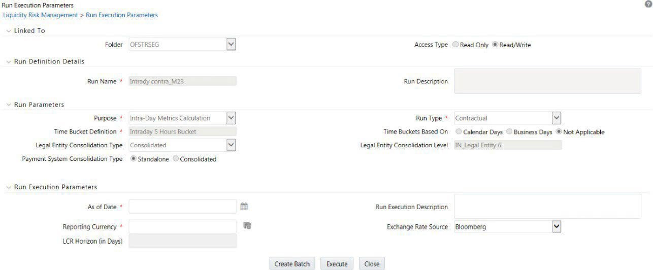 Displays the Run Execution Parameters screen configured for a contractual run with the purpose set to Regulation YY Liquidity Risk Calculation. Users define key parameters such as time bucket definition, consolidation types, and reporting currency to prepare for run execution.