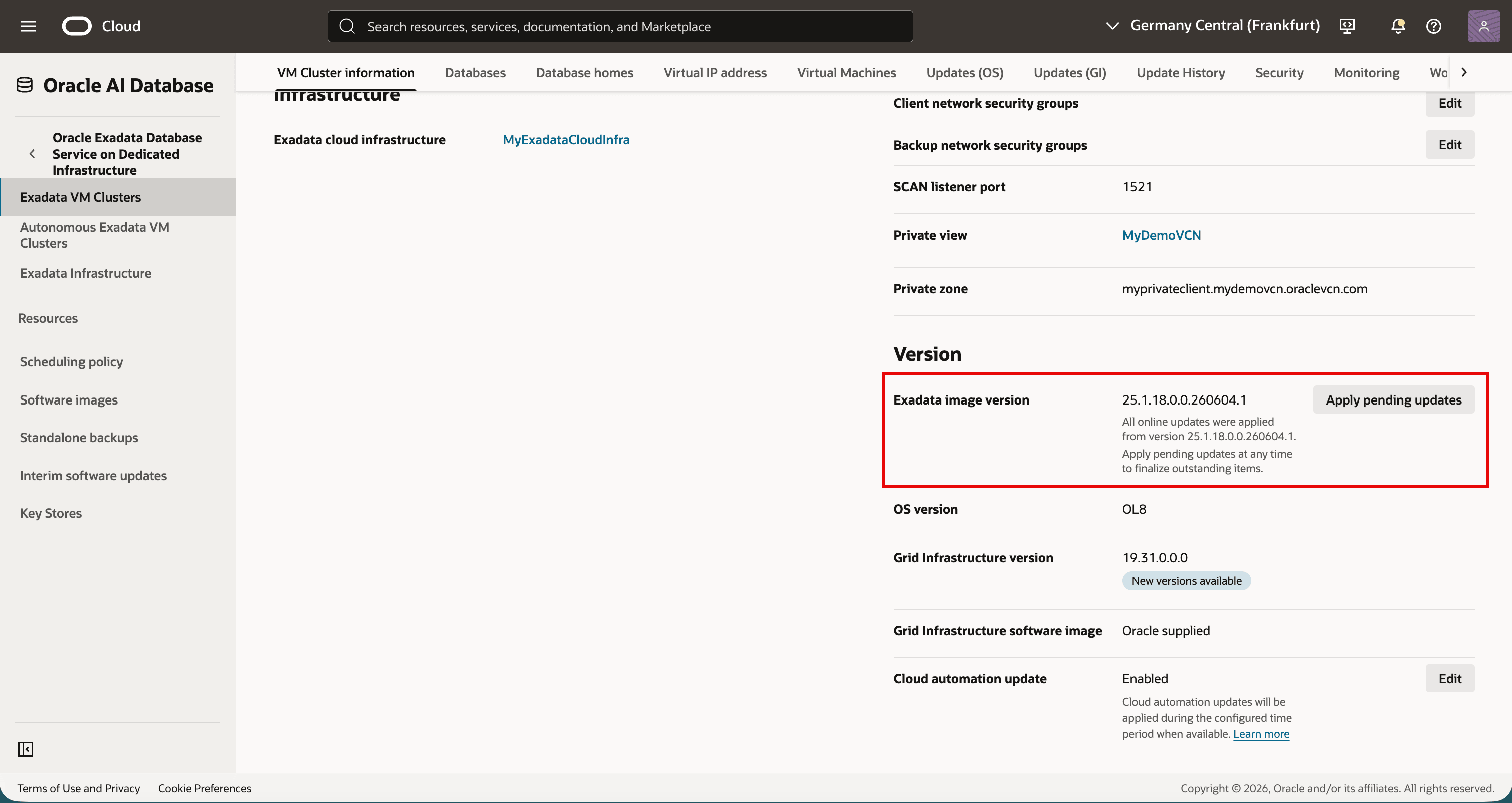 VM cluster version section showing the Apply pending updates action