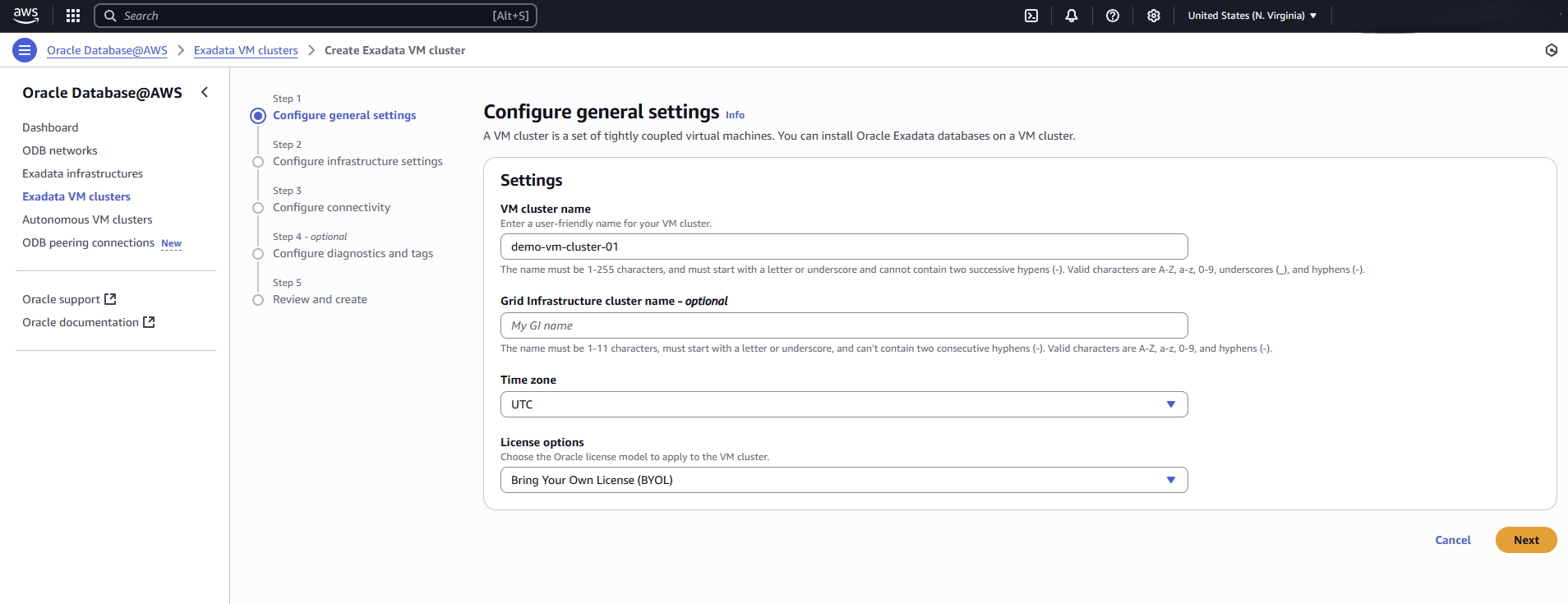 En esta captura de pantalla se muestra la primera parte de la creación de un cluster de VM de Exadata.