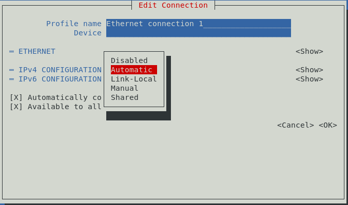 La figura muestra la ventana para configurar una interfaz de red, con un menú flotante que se expande para mostrar las selecciones agregadas, según las selecciones que realice.