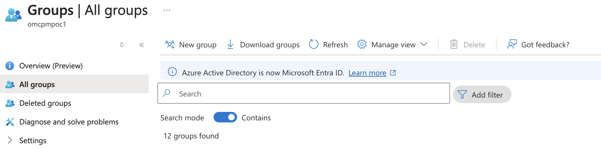 Fare clic per espandere Immagine del portale di Azure che mostra la pagina di tutti i gruppi EntraID.